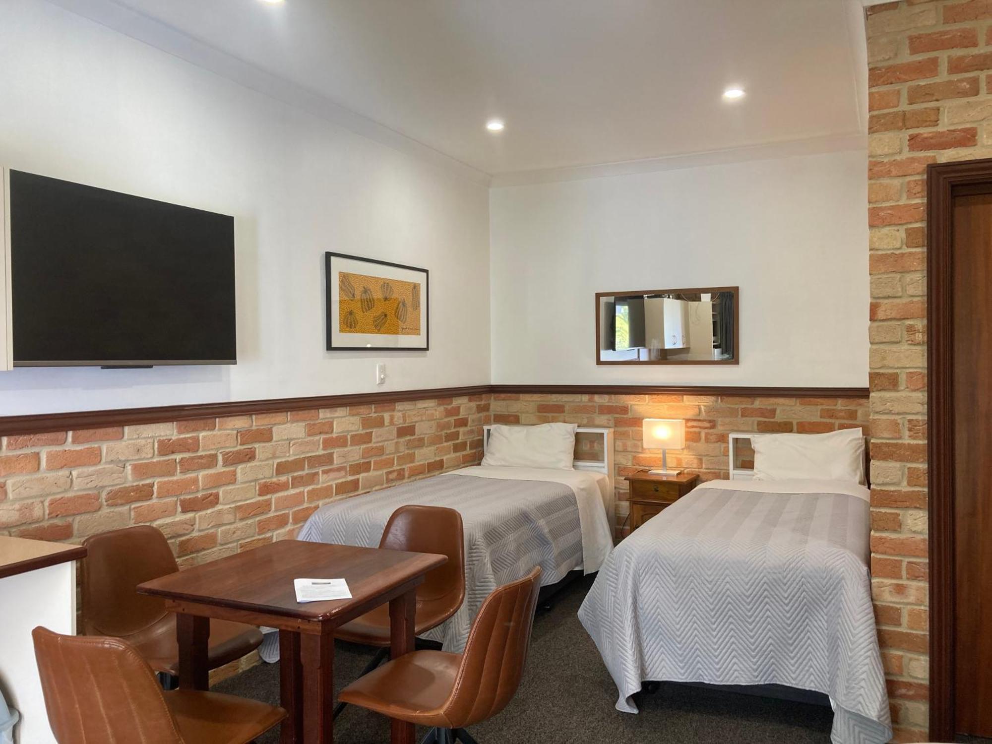 เอดจ์ออฟเดอะฟอเรสต์ Motel Margaret River ภายนอก รูปภาพ
