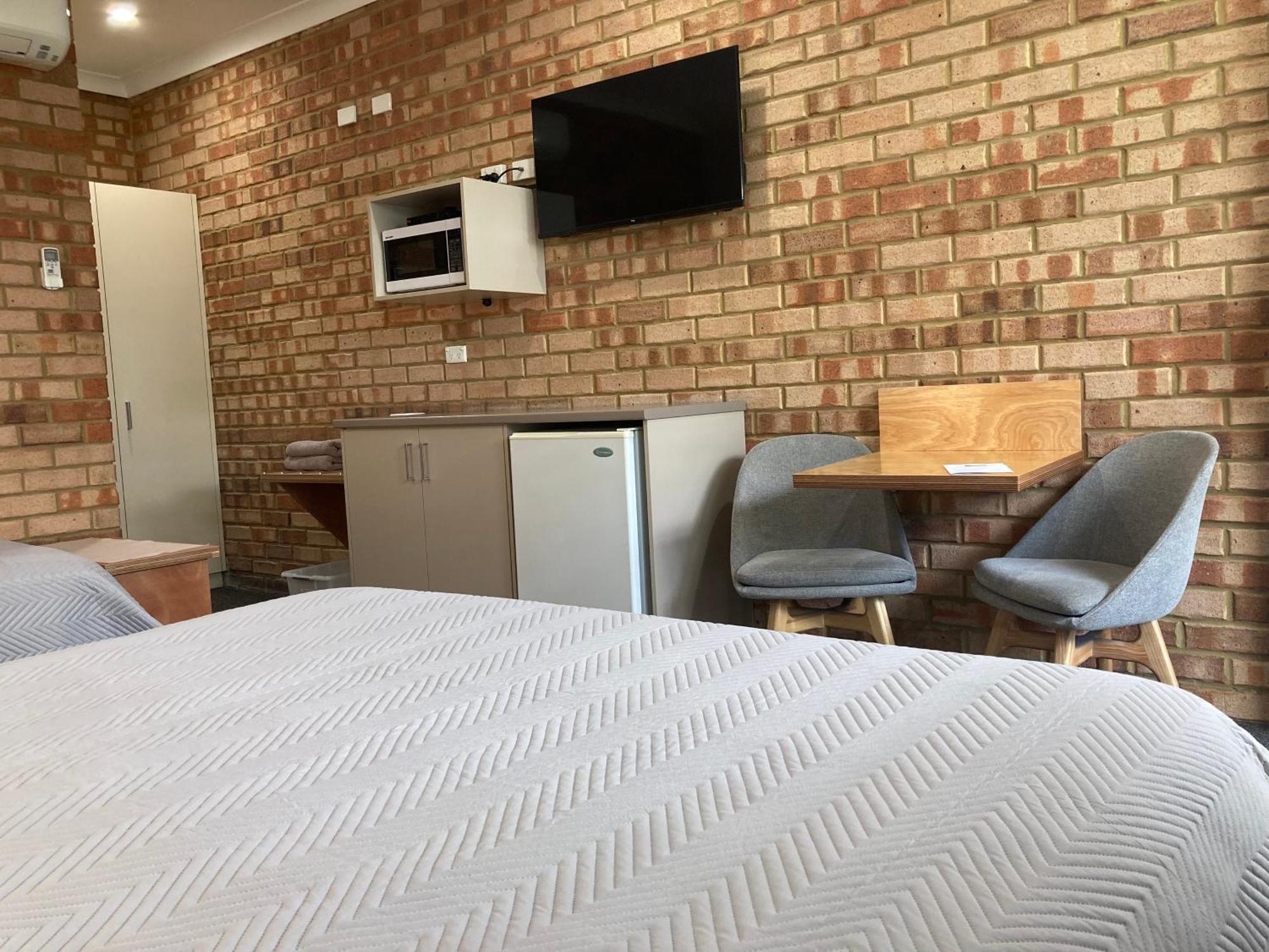 เอดจ์ออฟเดอะฟอเรสต์ Motel Margaret River ภายนอก รูปภาพ